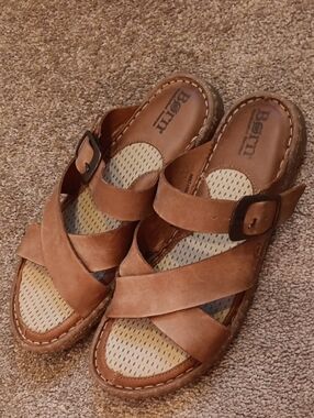 Born Women's Tan Leather Slide Sandals with Buckle